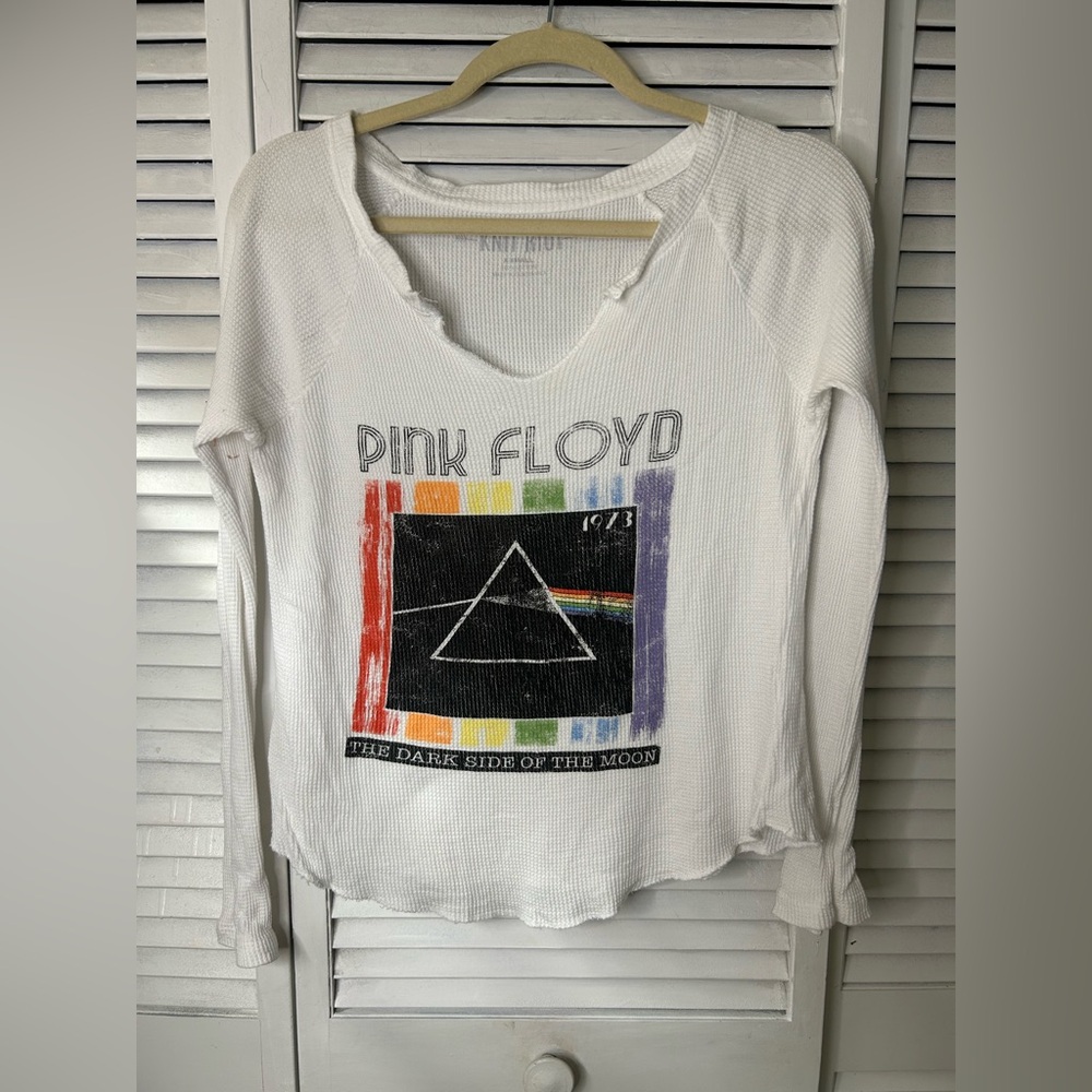 Knit Riot Pink Floyd White Waffle Tee with Rainbow Prism Graphic Size XS